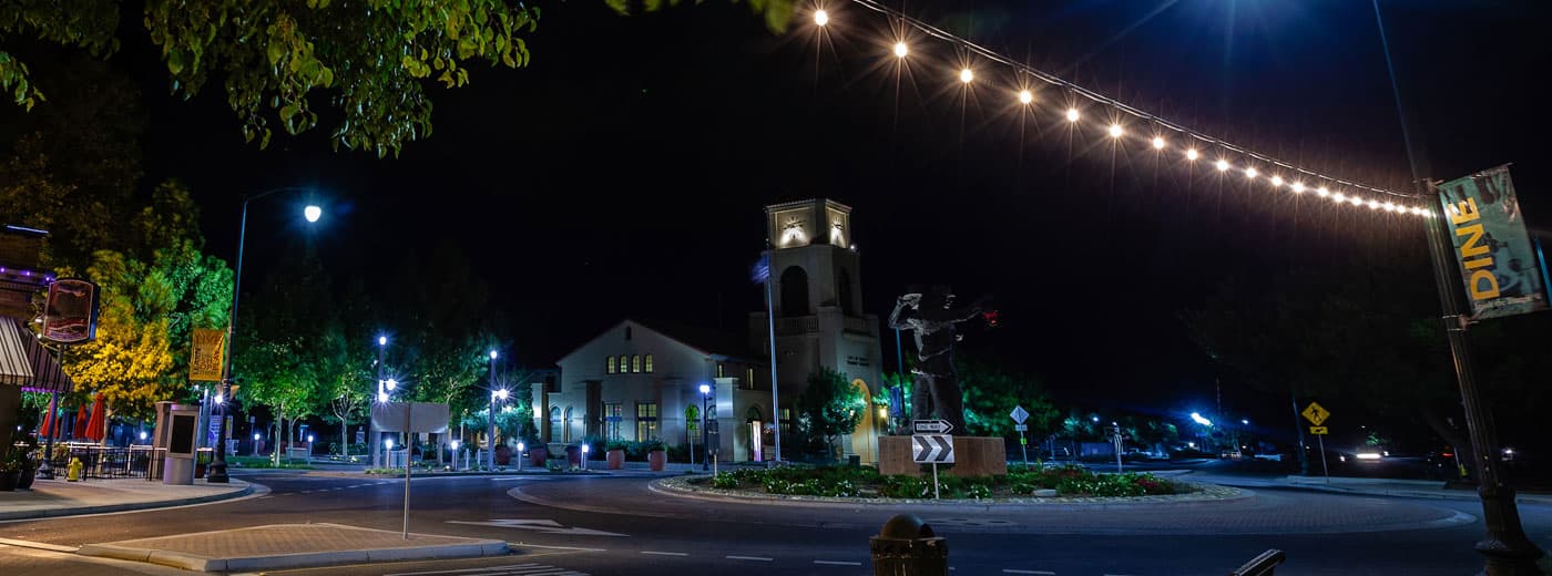 Downtown Tracy at night